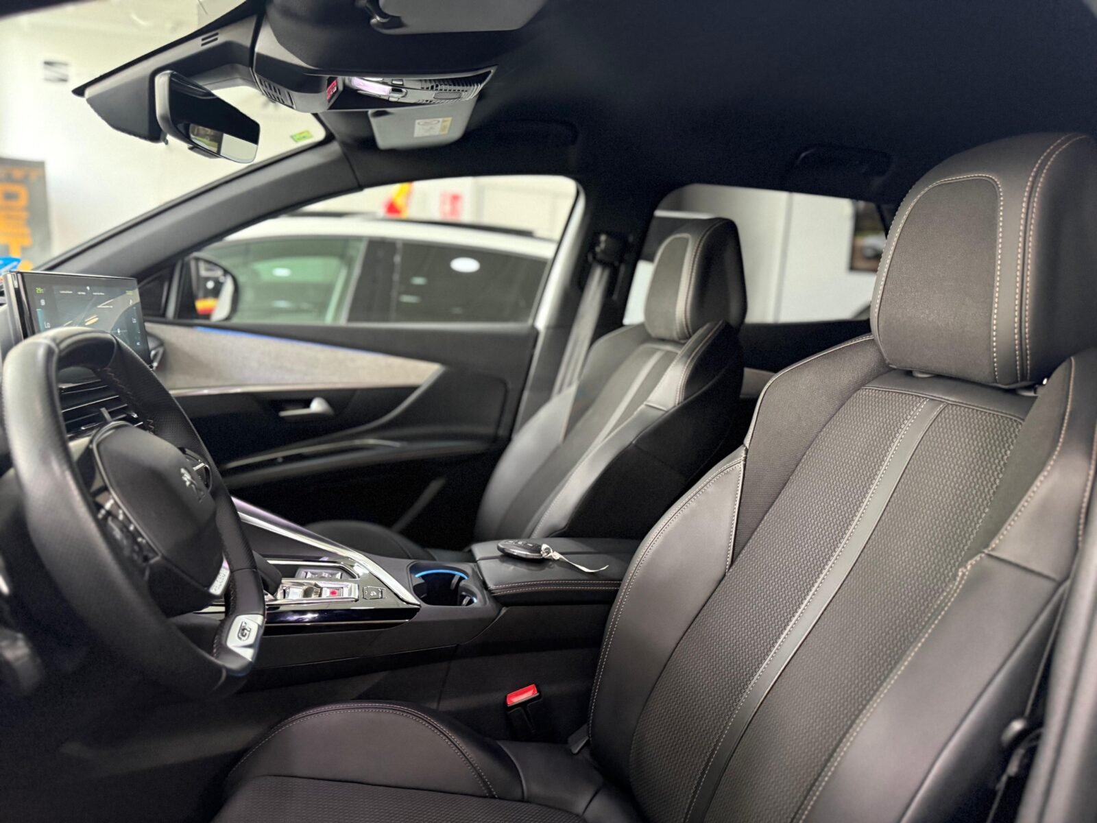 PEUGEOT 3008 GT 