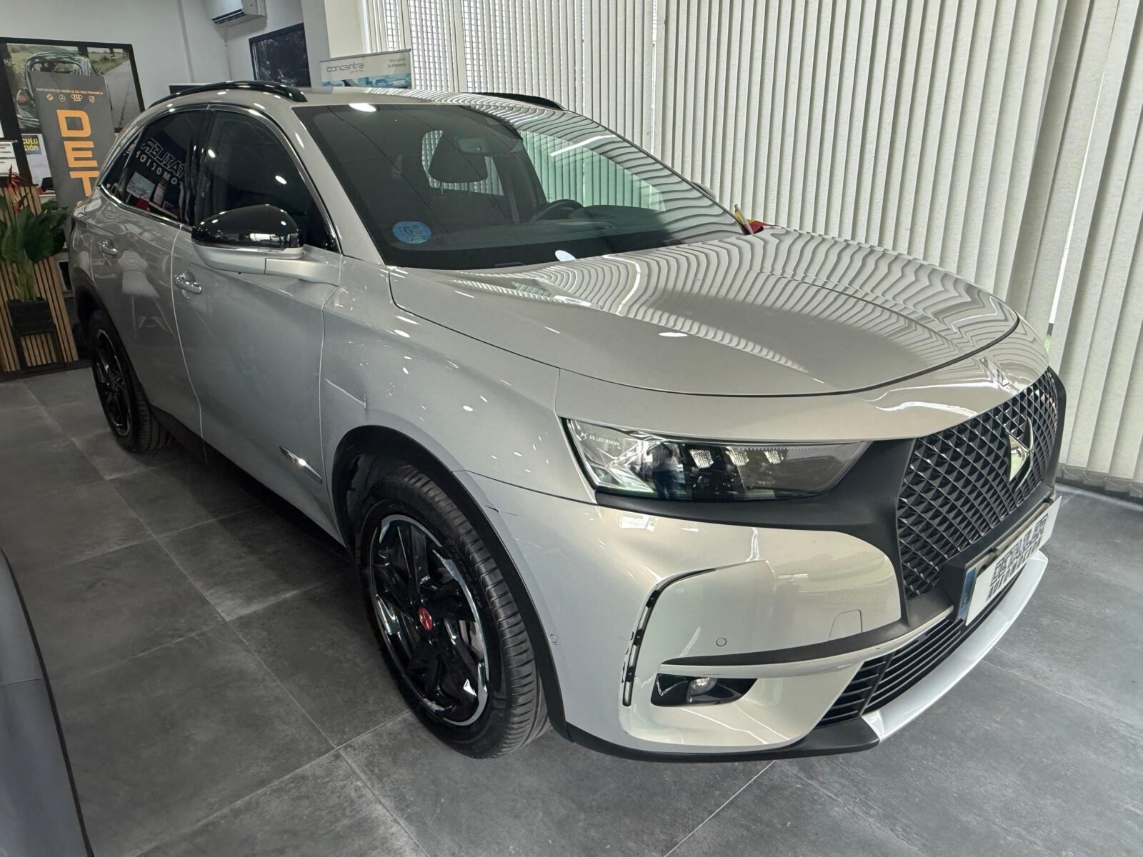 DS 7 E-TENSE