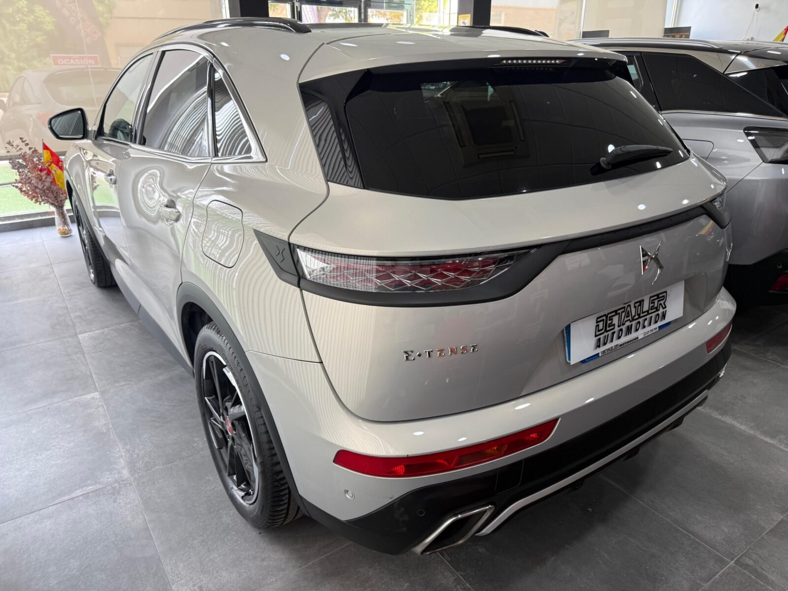DS 7 E-TENSE