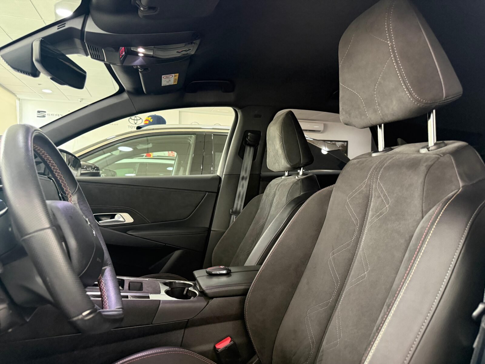 DS 7 E-TENSE