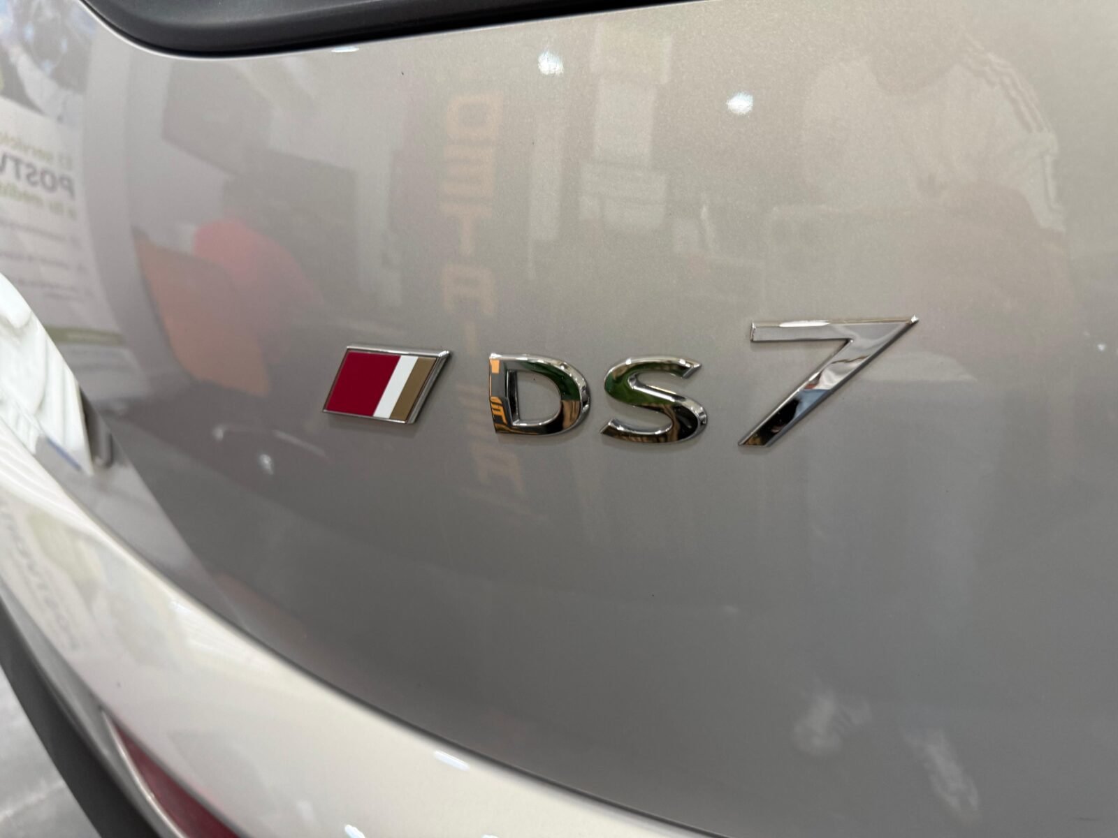 DS 7 E-TENSE