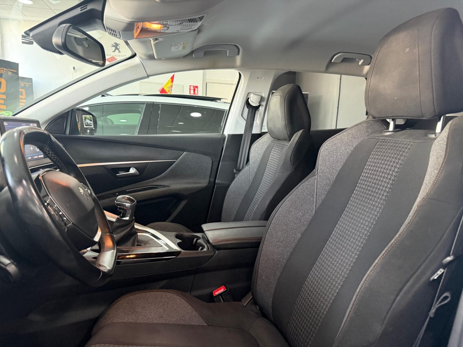 PEUGEOT 3008 1.2 GASOLINA
