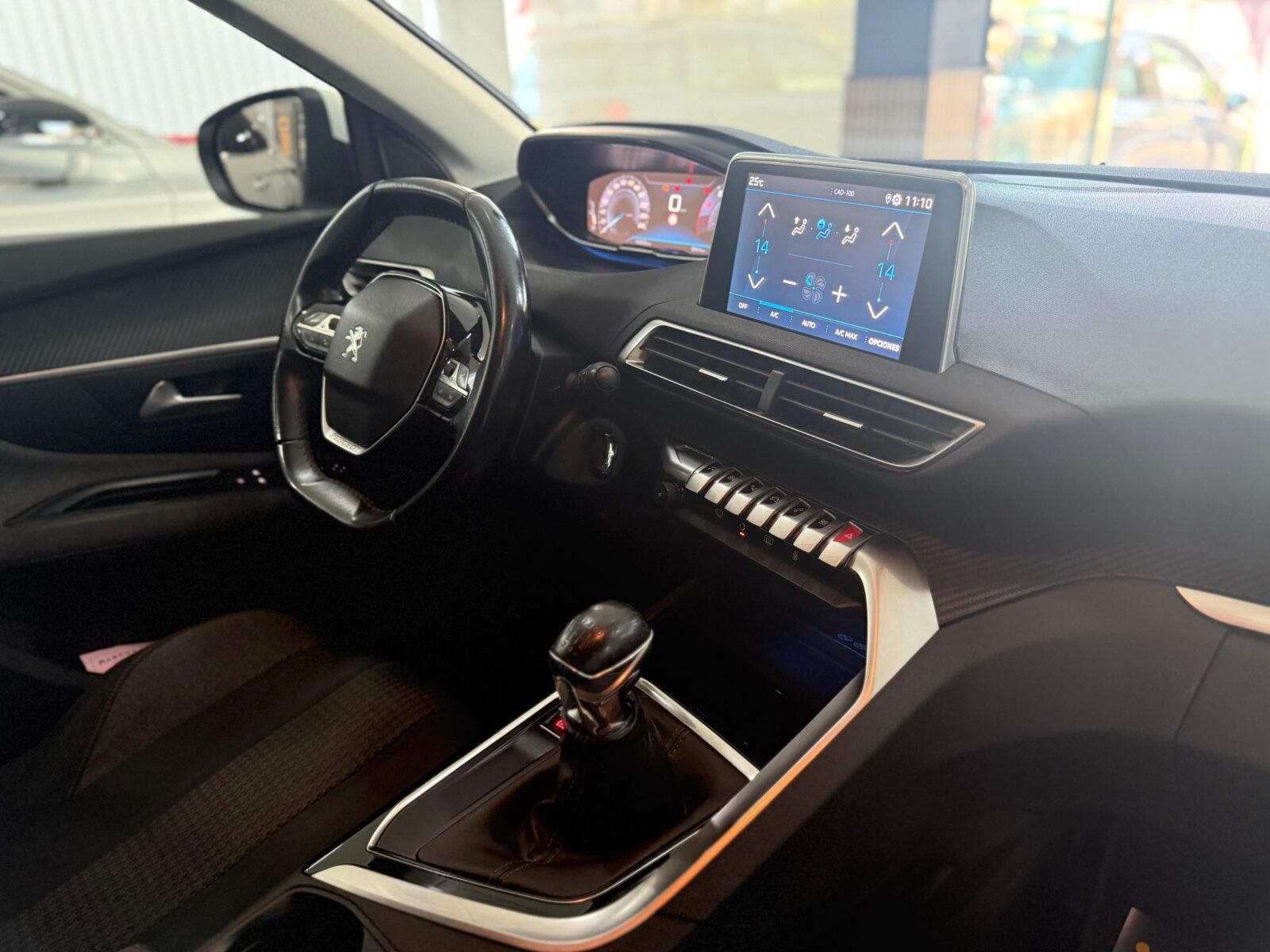 PEUGEOT 3008 1.2 GASOLINA