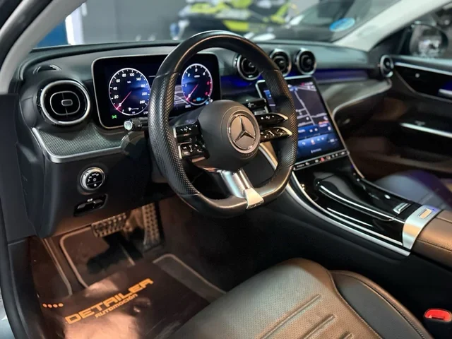 MERCEDES-BENZ CLASE C