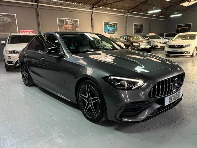 MERCEDES-BENZ CLASE C