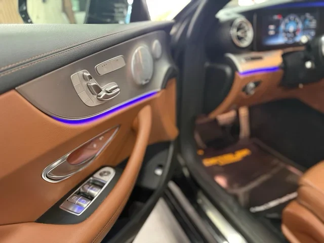 MERCEDES-BENZ CLASE E