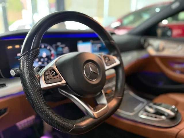 MERCEDES-BENZ CLASE E
