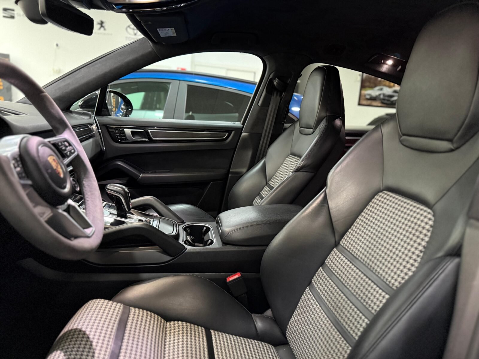 PORSCHE Cayenne  3.0 V6  5p S/S tip