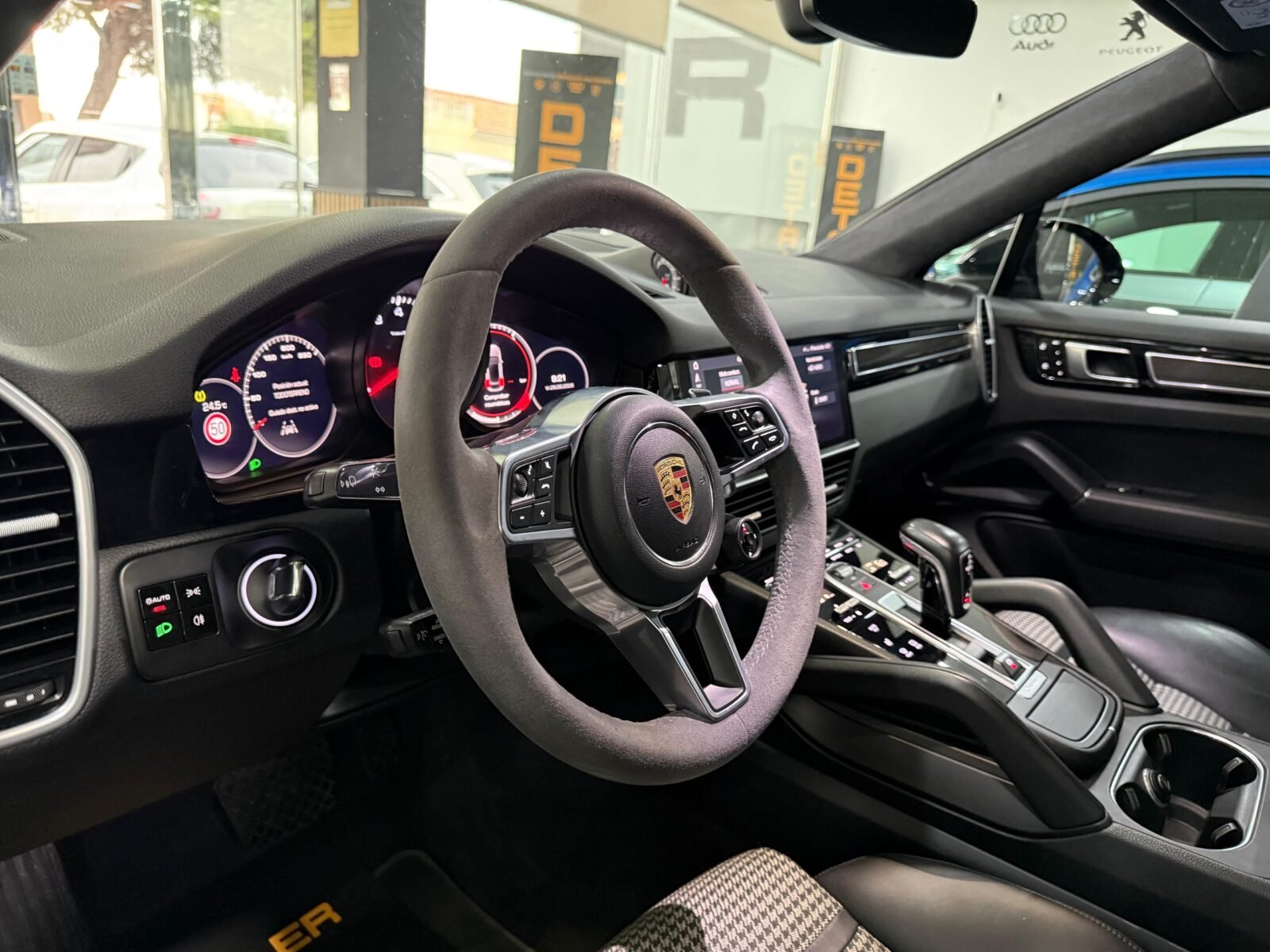 PORSCHE Cayenne  3.0 V6  5p S/S tip