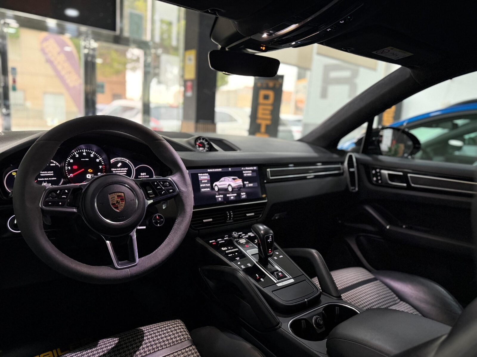 PORSCHE Cayenne  3.0 V6  5p S/S tip