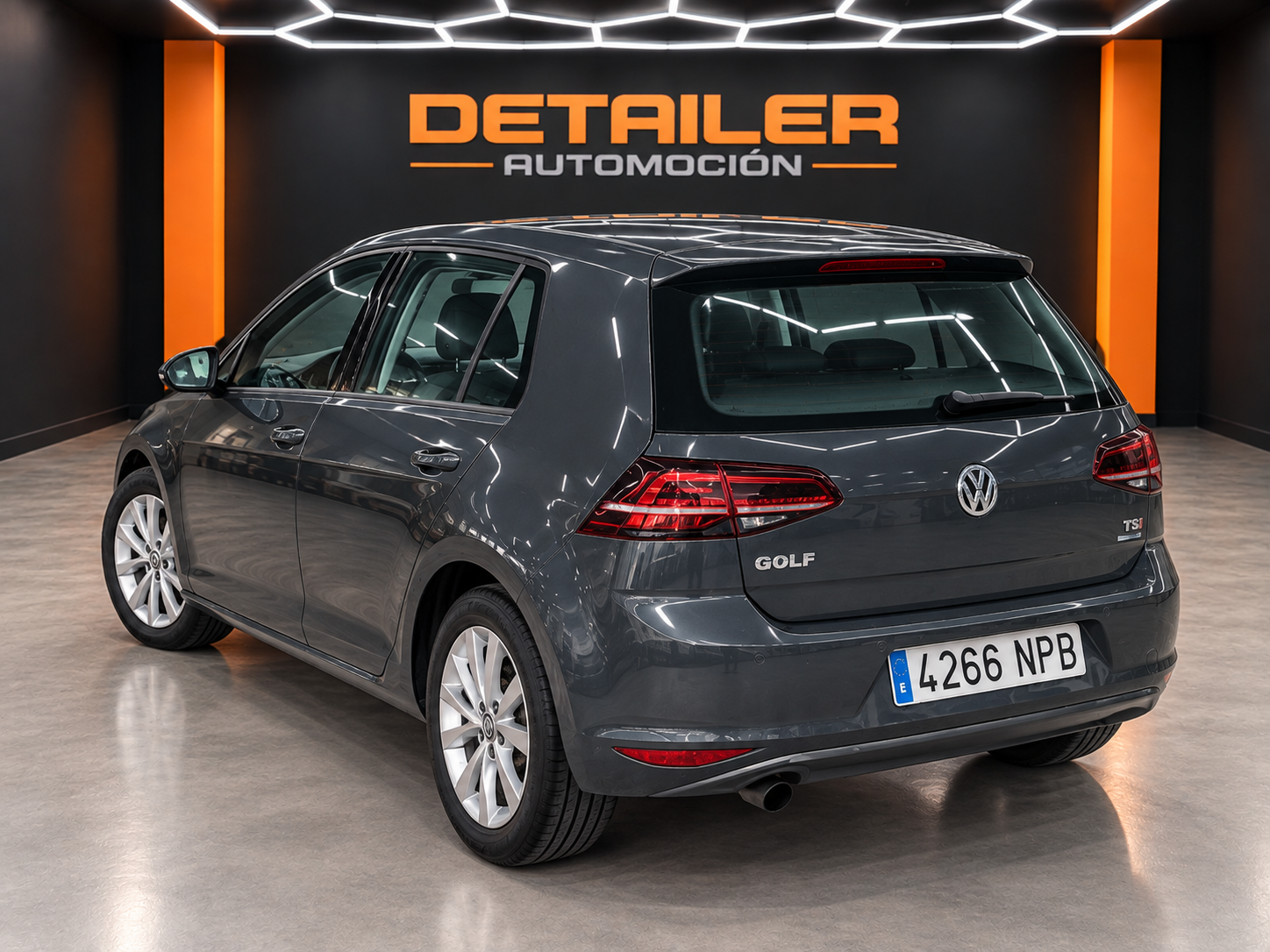 VOLKSWAGEN GOLF 2.0