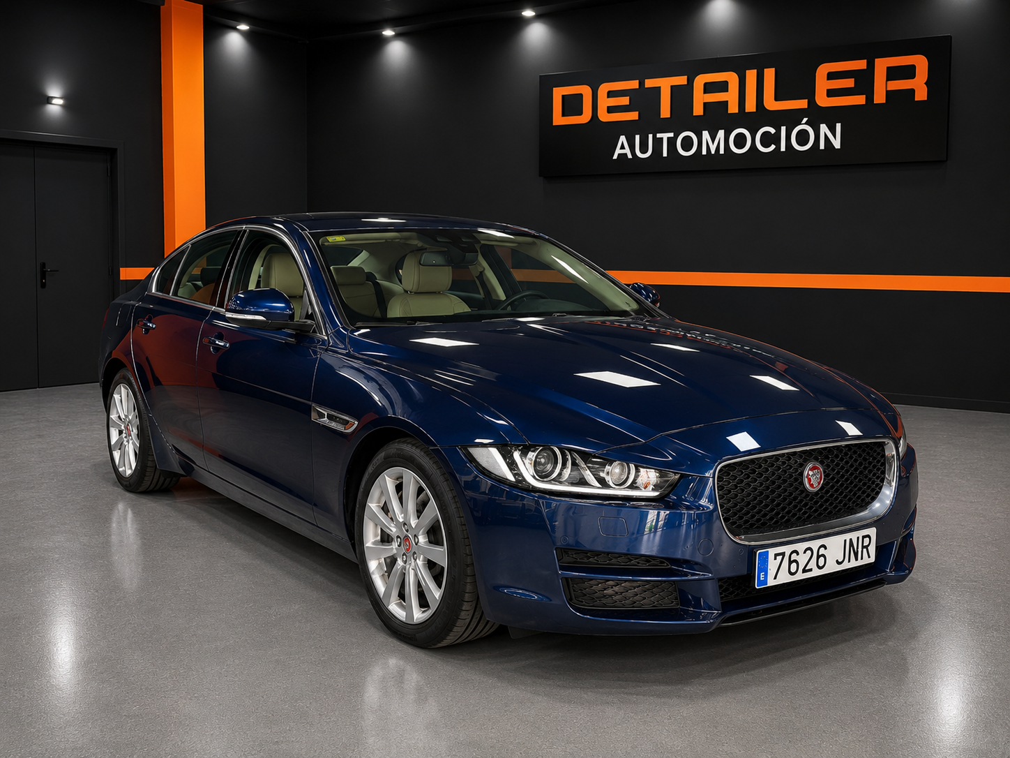 JAGUAR XE SEDAN
