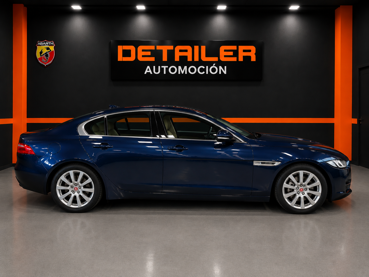 JAGUAR XE SEDAN