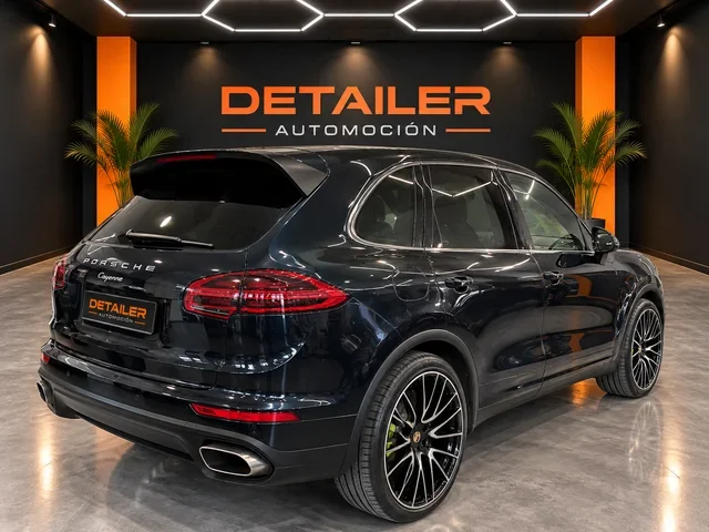 PORSCHE Cayenne 3.0