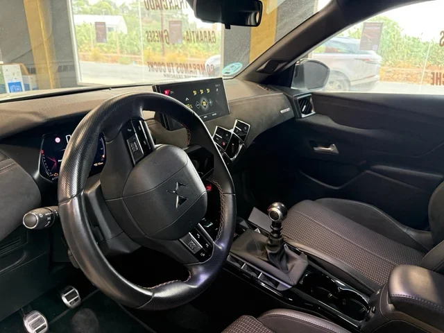 DS 3 CROSSBACK 1.2 100 PERFOMANCE LINE
