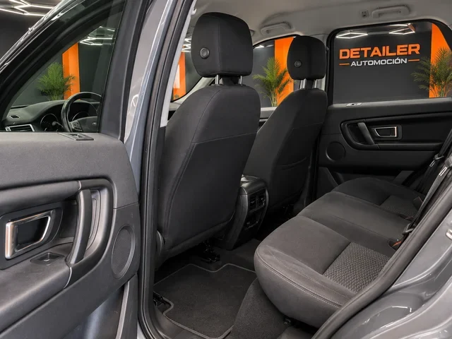 LAND-ROVER DISCOVERY SPORT
