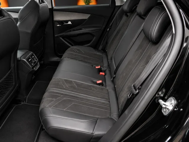 PEUGEOT 3008 1.5 BLUEHDi 