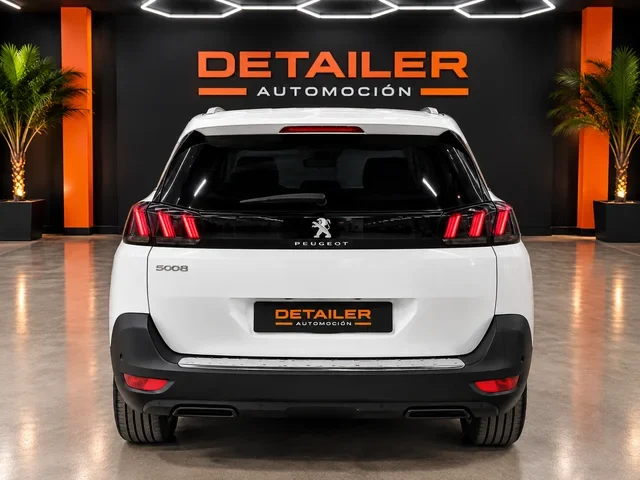 PEUGEOT 5008 1.5 BLUEHDi 
