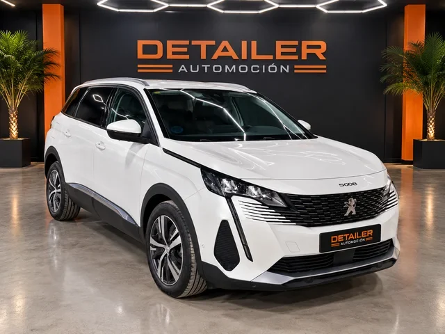 PEUGEOT 5008 1.5 BLUEHDi 
