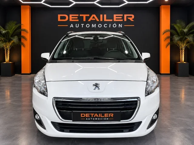 PEUGEOT 5008 STYLE