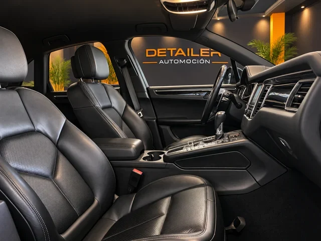 PORSCHE Macan 3.0 V6 