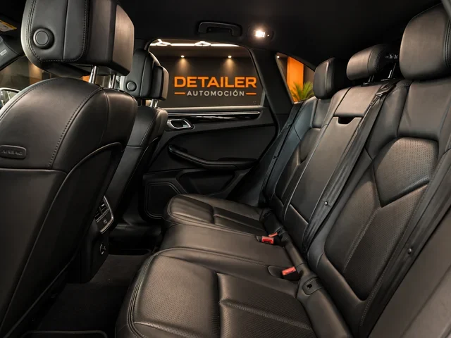 PORSCHE Macan 3.0 V6 