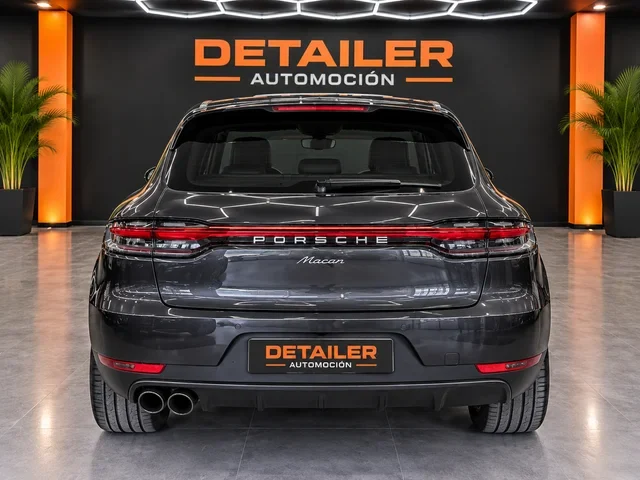 PORSCHE Macan 2.0